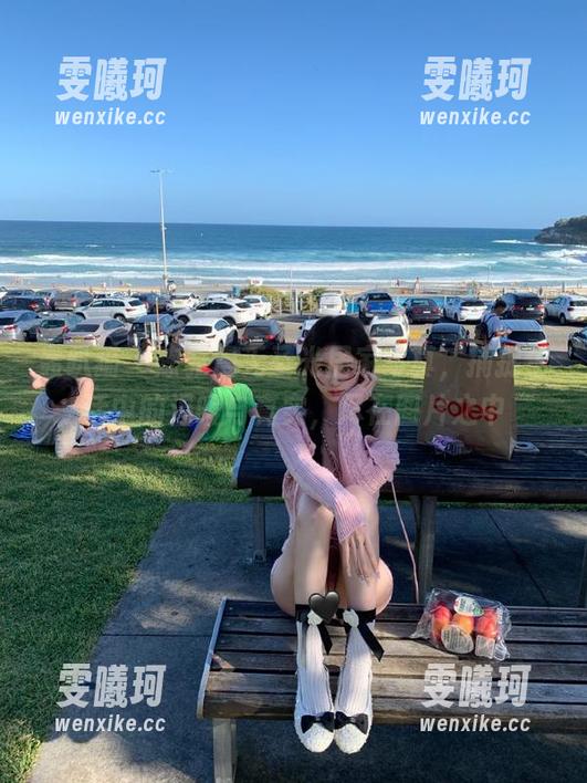轰趴猫-陈雅漫 轰趴猫 - 陈雅漫无圣光居家写真,捕捉生活中的温暖与真实,尽在图片之中