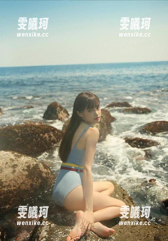 陈佩奇 微密圈 - 陈佩奇女仆写真图册:每一张图片都讲述一个动人的故事,细腻而深情