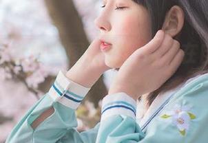 雯粥粥兔女郎美图图包，让你在自嘲中发现真实之美！