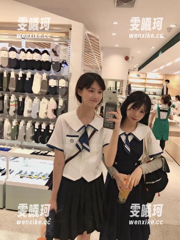 魅妍社-Manuela玛鲁娜 魅妍社 - Manuela玛鲁娜的圣诞时光:分享精彩原图与独特壁纸,为你的桌面增添节日色彩!