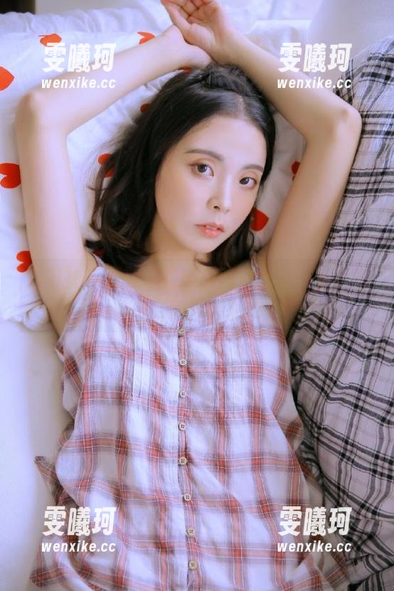 魅妍社-余心曼 魅妍社 - 最新写真集揭晓:余心曼与甜心主题的完美邂逅