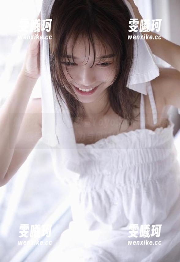 魅妍社-刘懿萱Yoyo 魅妍社 - 下载刘懿萱Yoyo女仆写真原图,感受她独特魅力与风格的完美交融!